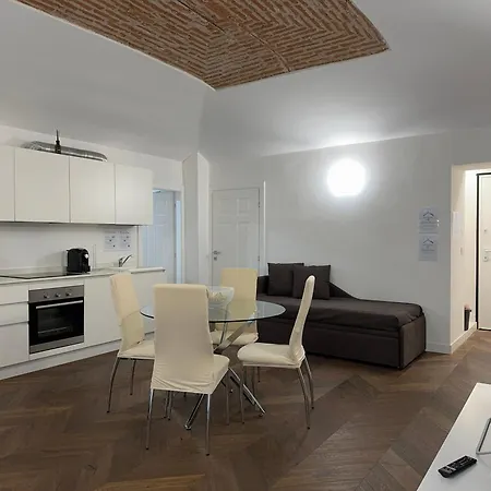 5 Min Porta Nuova, In The Centre Of