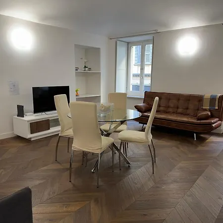 5 Min Porta Nuova, In The Centre Of Apartment *